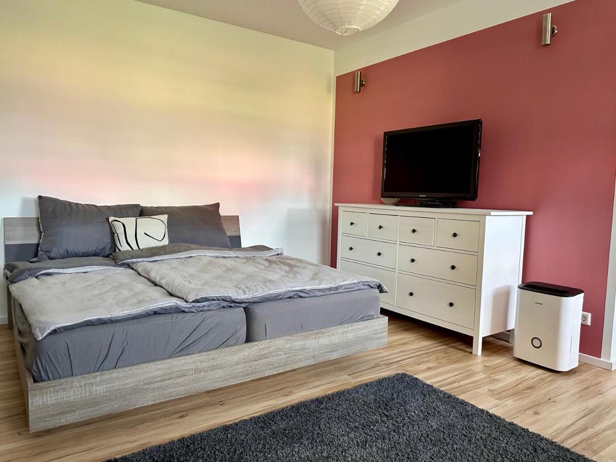 Ferienwohnung Storchennest Eisfeld Экстерьер фото